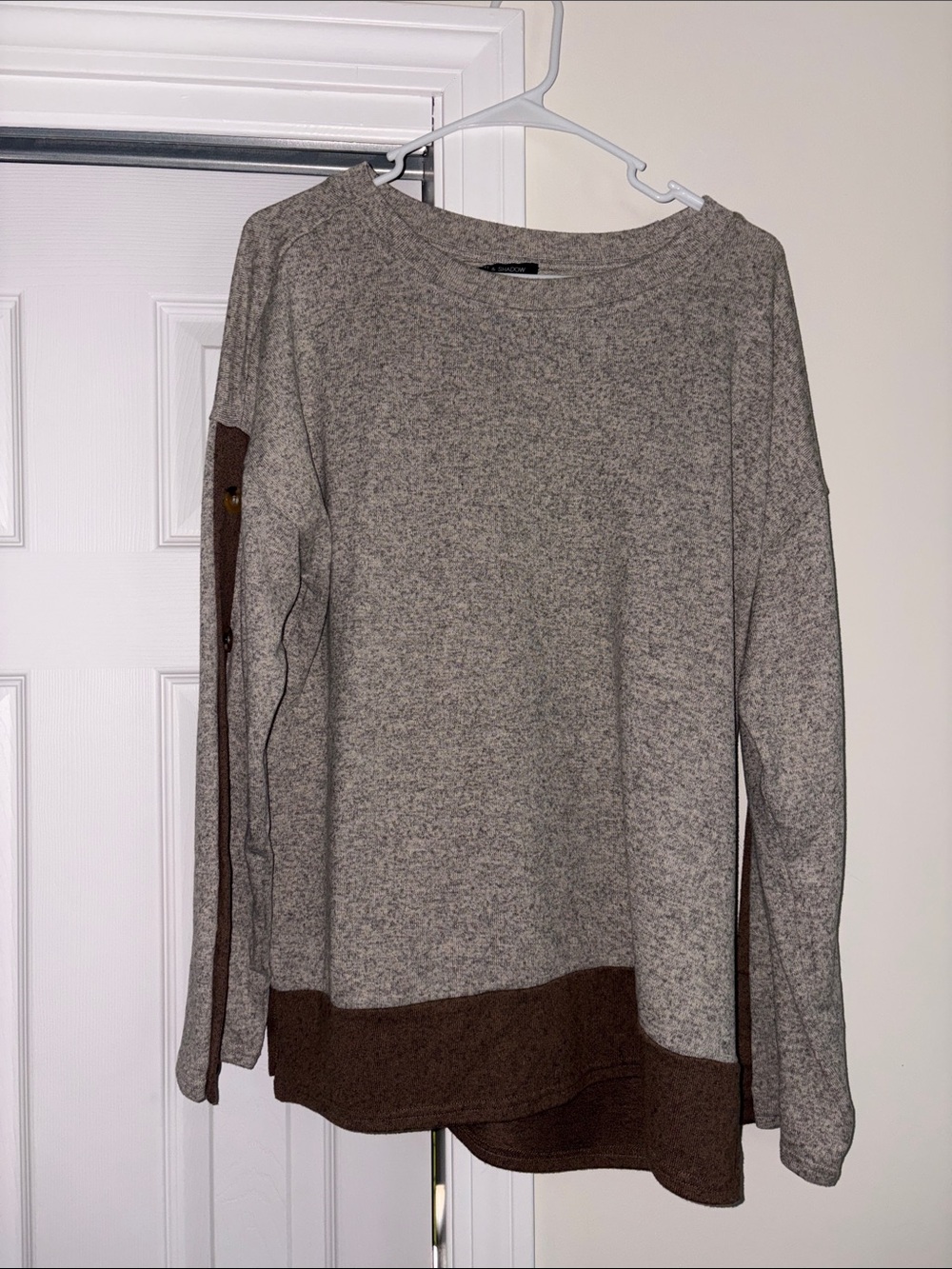 Cozy Two-Tone Crewneck Sweater in Heather Gray and Brown
